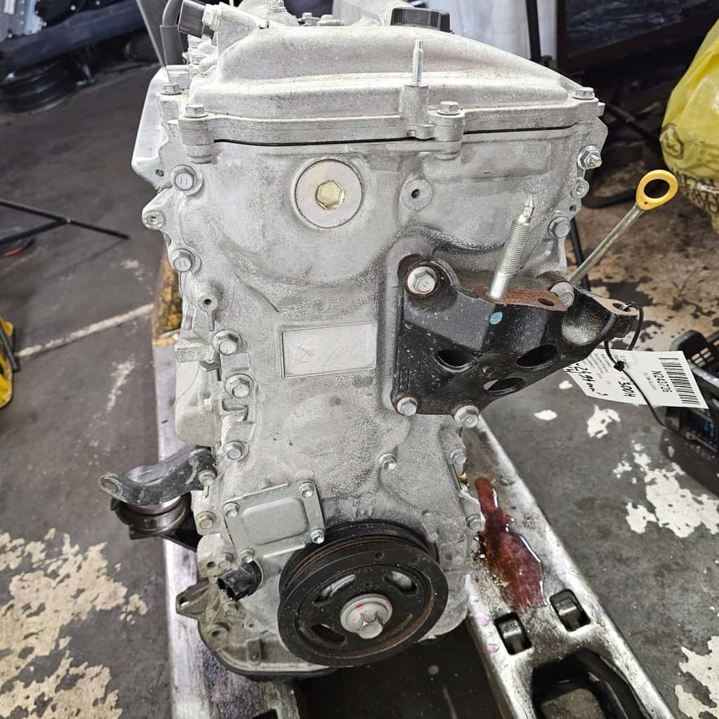 Moteur 2AR-FXE vue 2