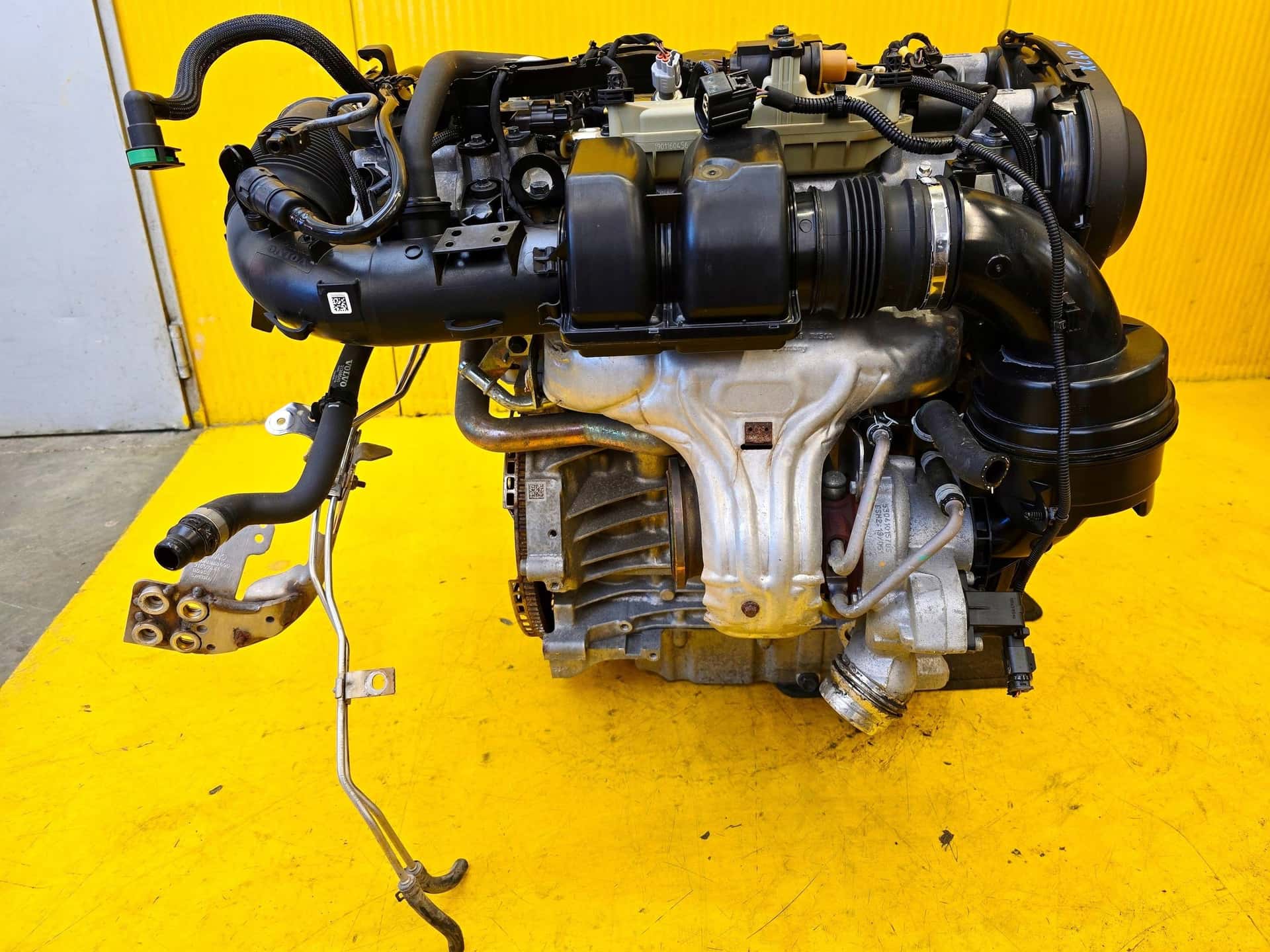 Moteur B 4204 T26 vue 3