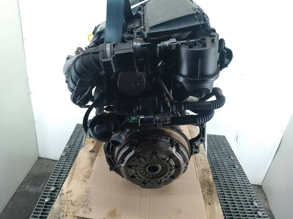 Moteur F6JA vue 2