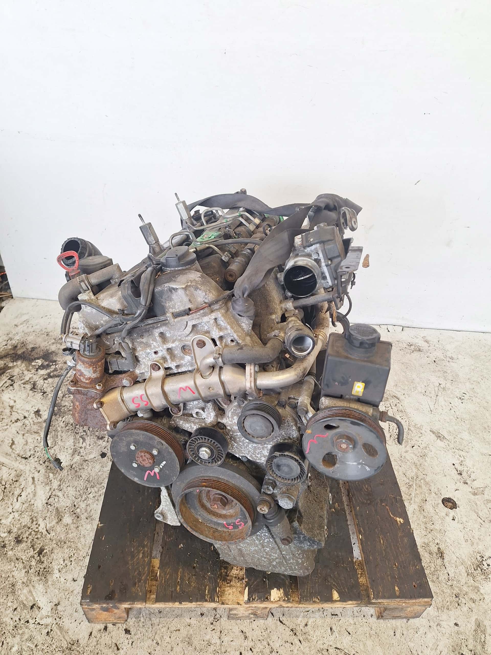 Moteur D27DTP vue 2