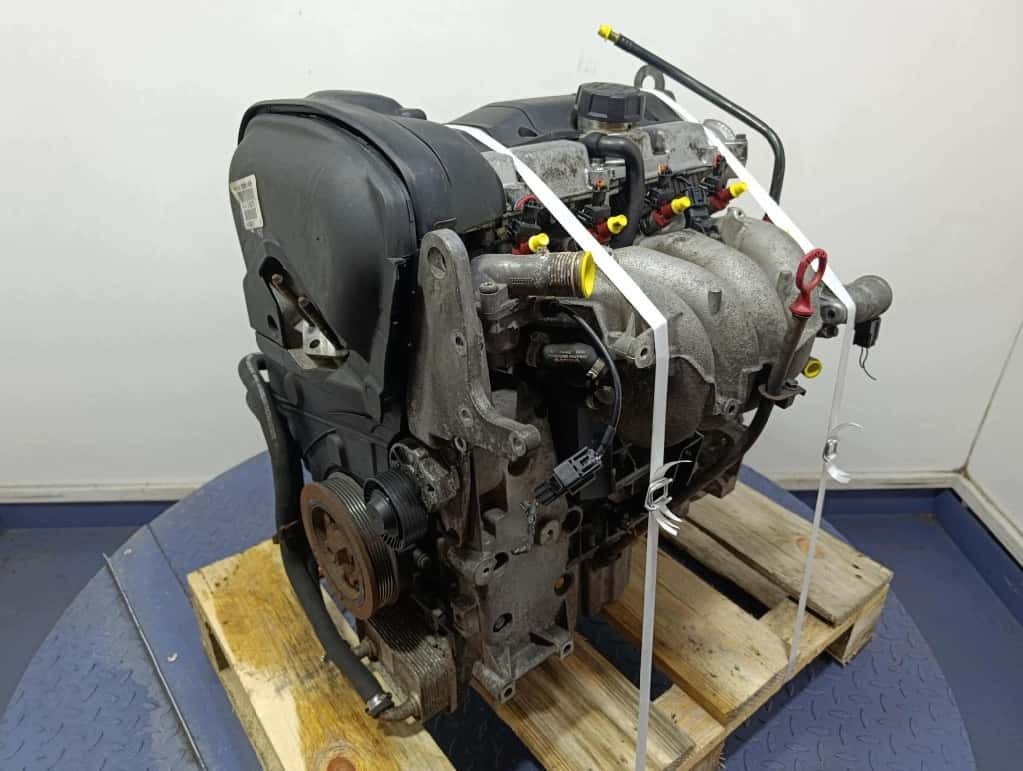 Moteur B 4204 T3 vue 4