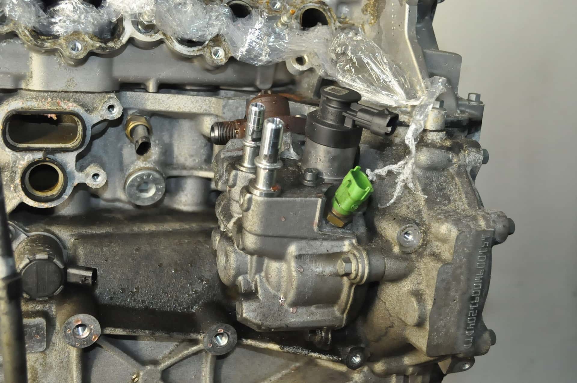 Moteur 204DTD(AJ20D4) vue 3