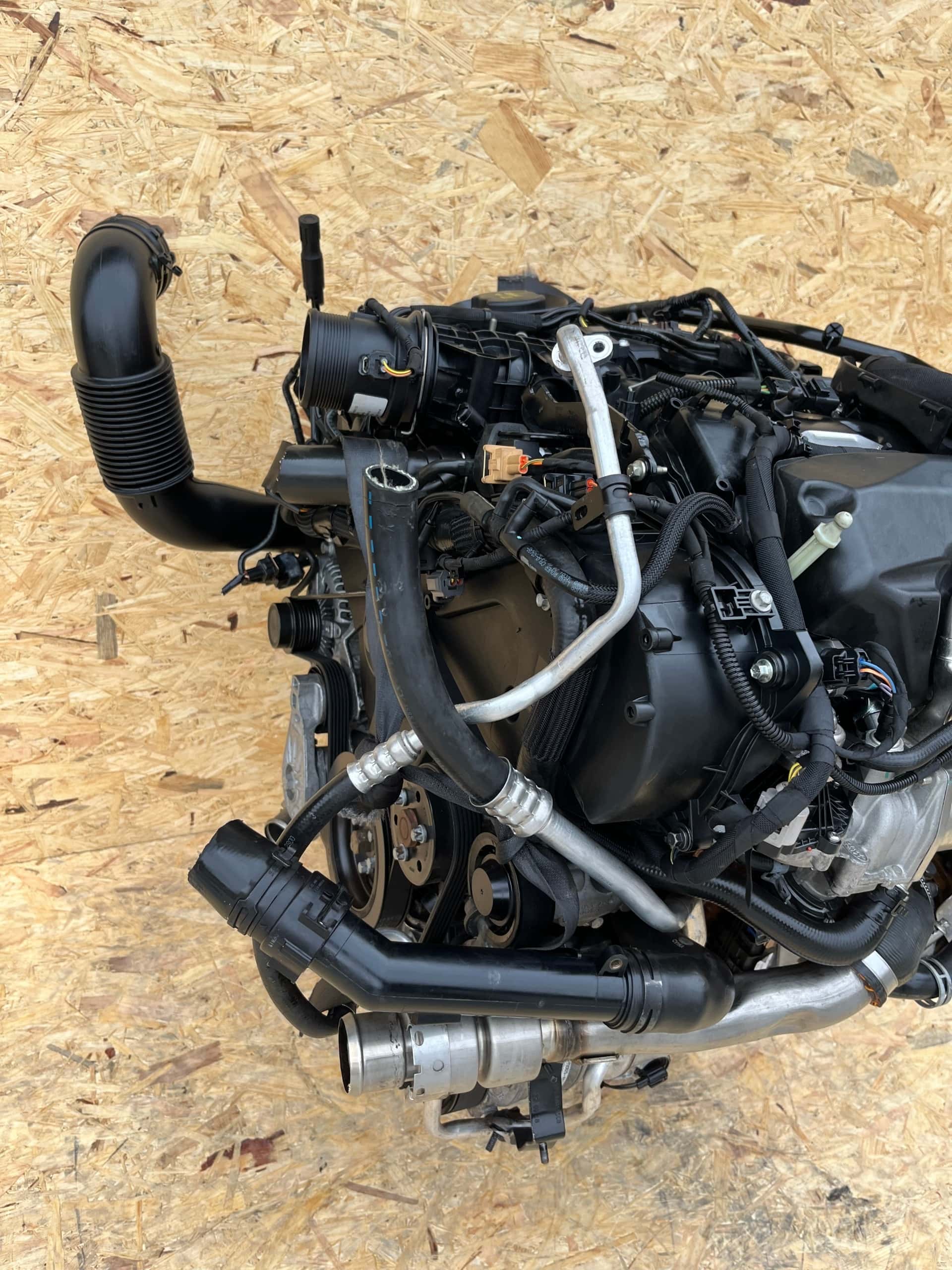 Moteur 306DT(TDV6) vue 11