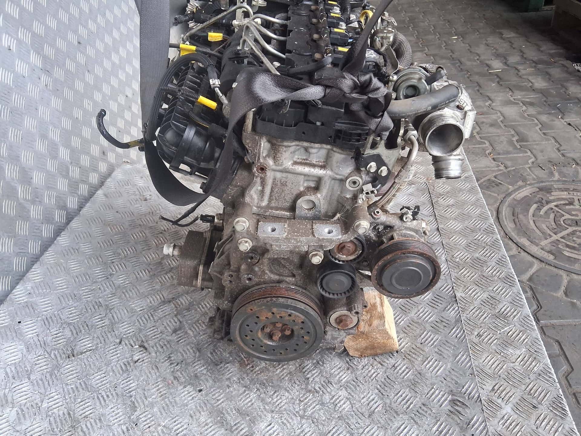 Moteur B 16 DTE vue 6