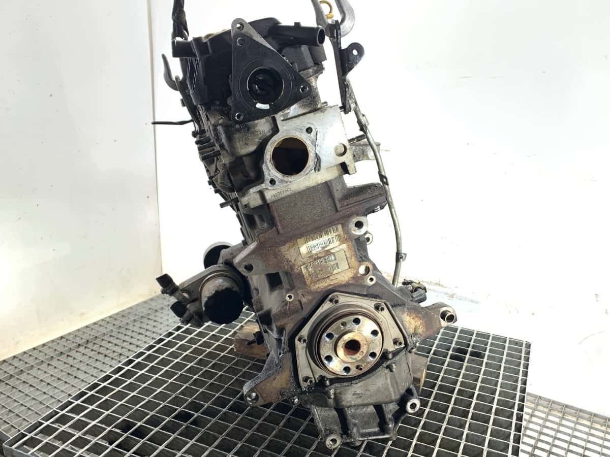 Moteur 192 A8.000 vue 4