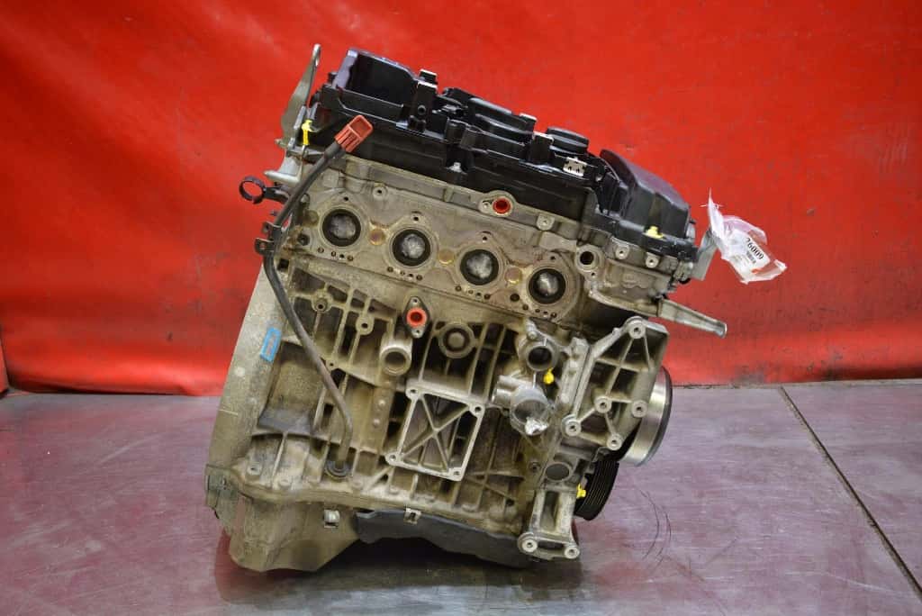 Moteur M 112.913 vue 9
