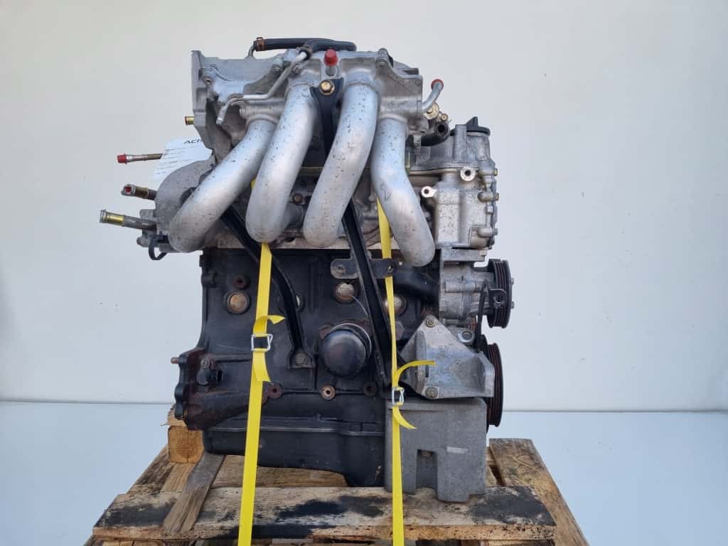 Moteur QG15DE vue 4