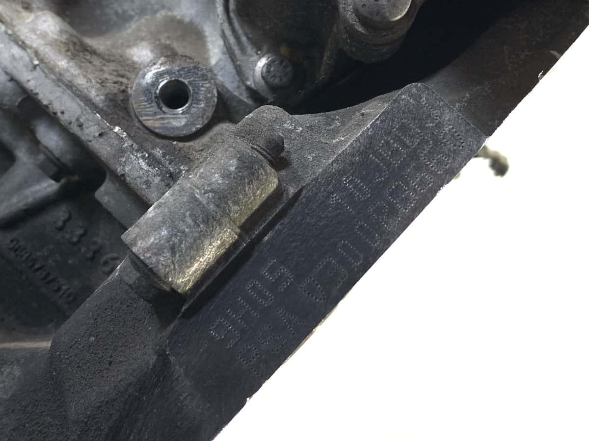 Moteur 9HR (DV6C) vue 14
