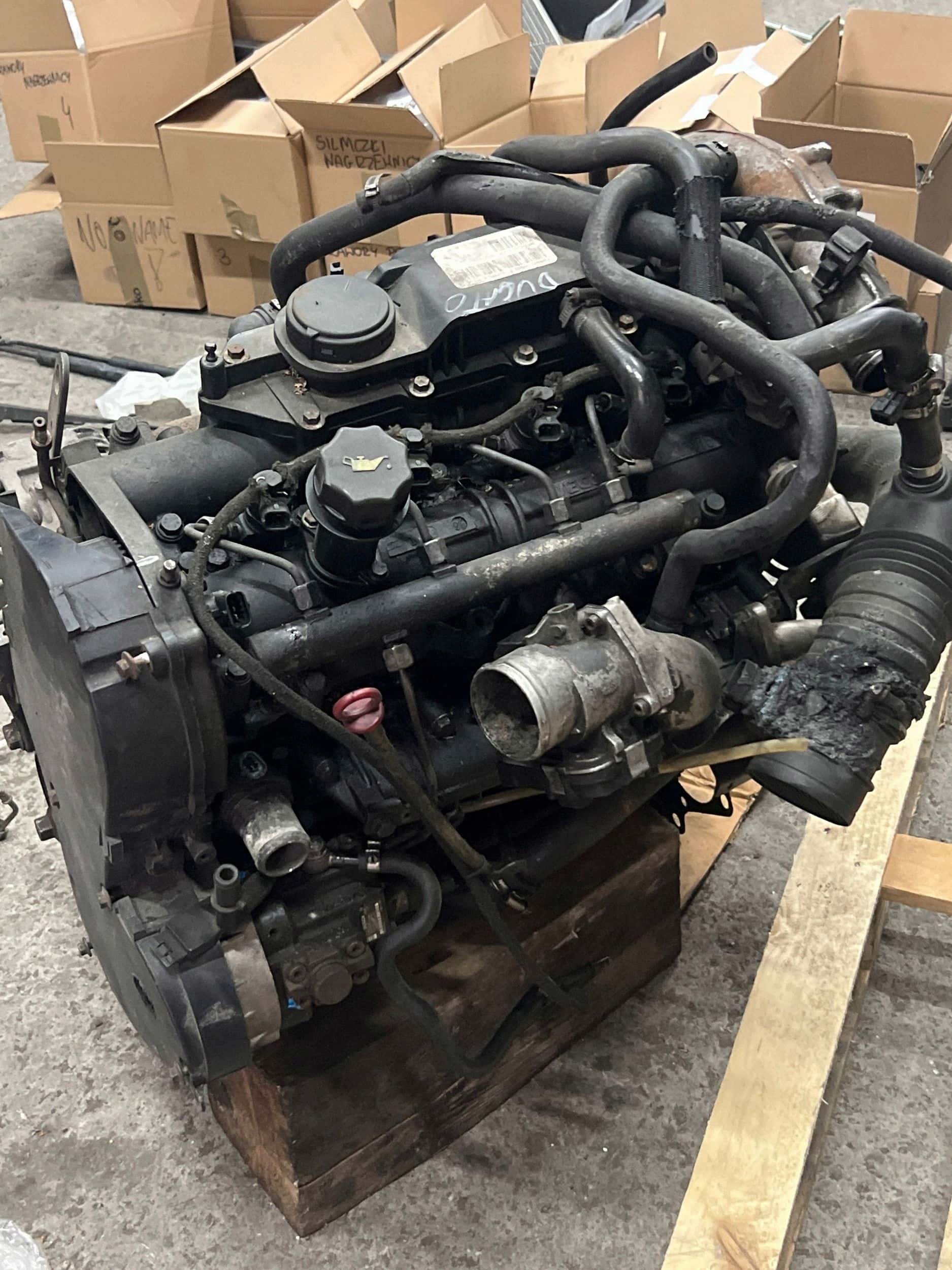 Moteur F1AE0481D vue 2