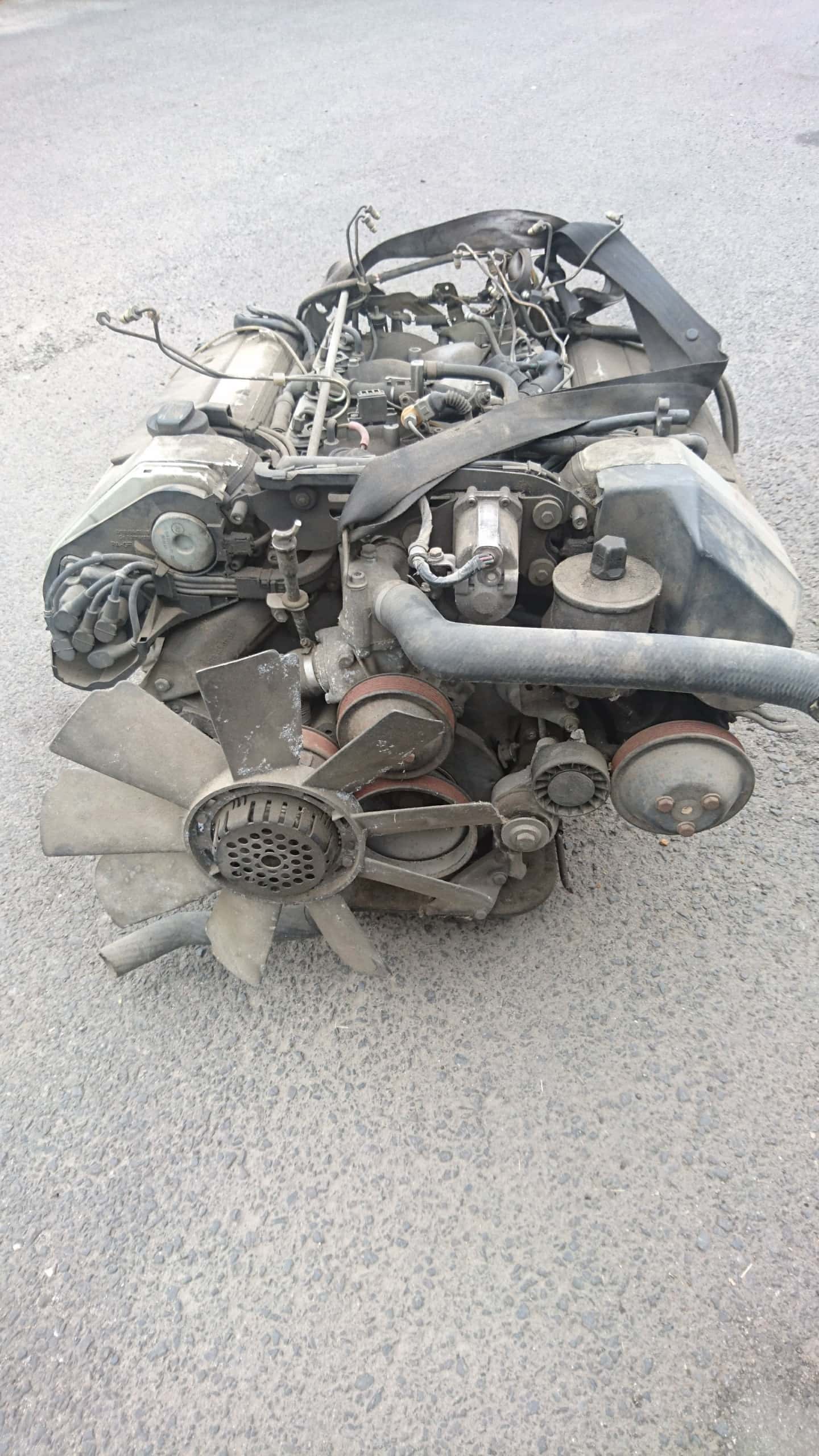 Moteur M 112.923 vue 2