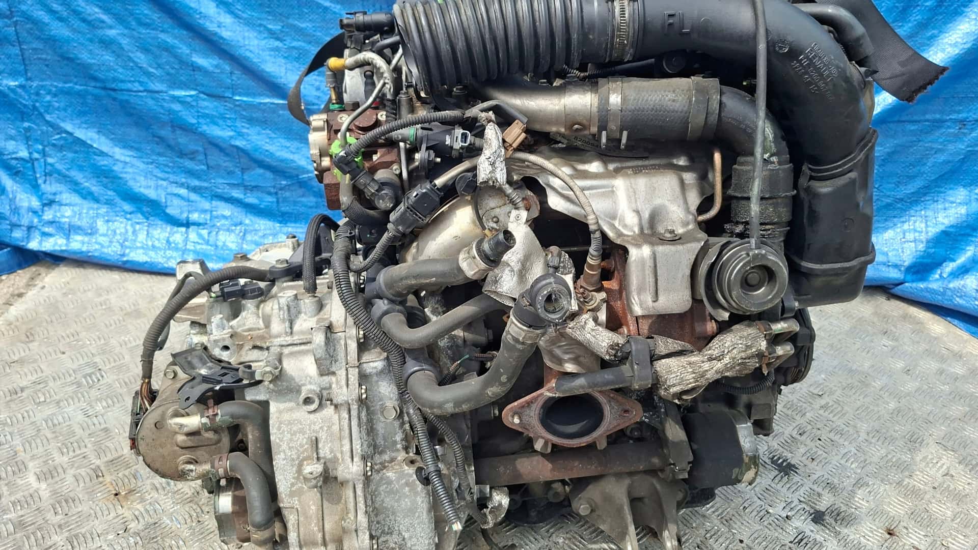 Moteur M9R 615 vue 4