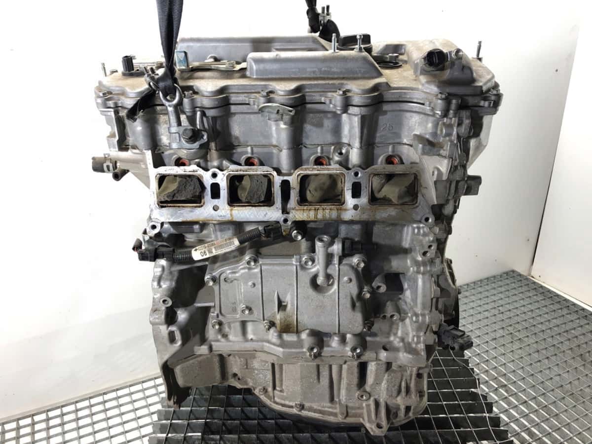 Moteur 2AR-FXE vue 2