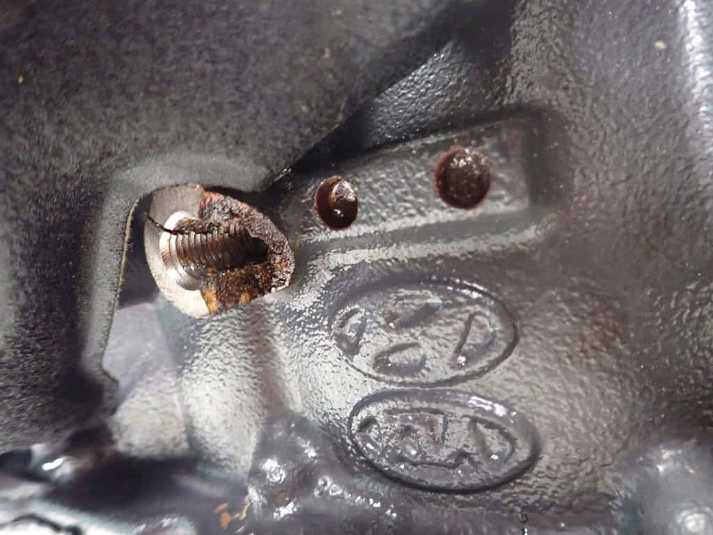 Moteur D4HB vue 5