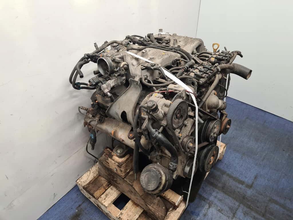 Moteur G6CU vue 6