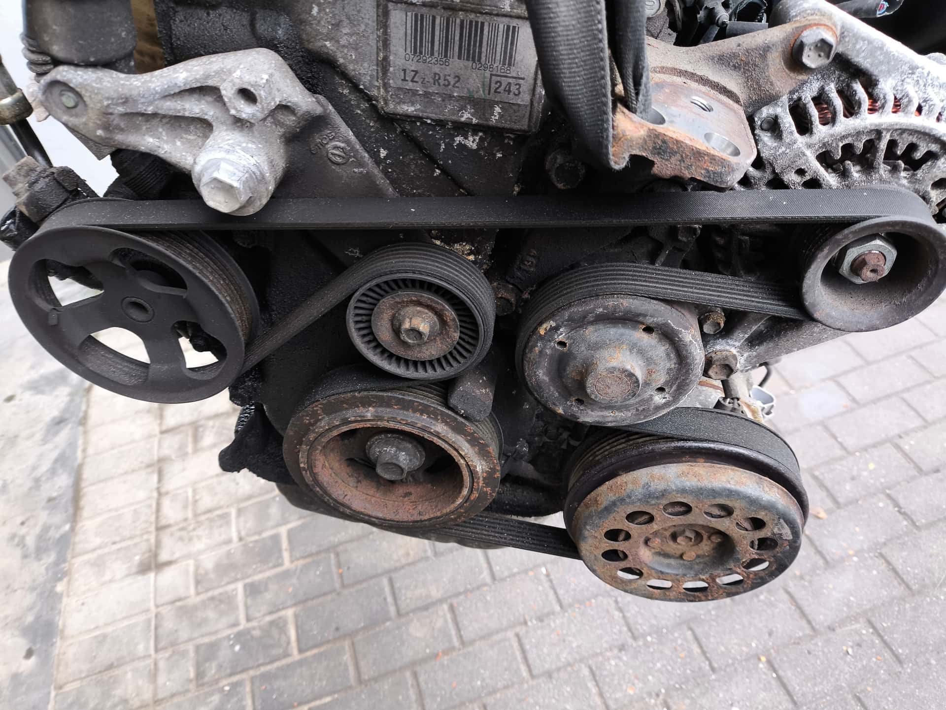 Moteur 1ZZ-FE vue 4