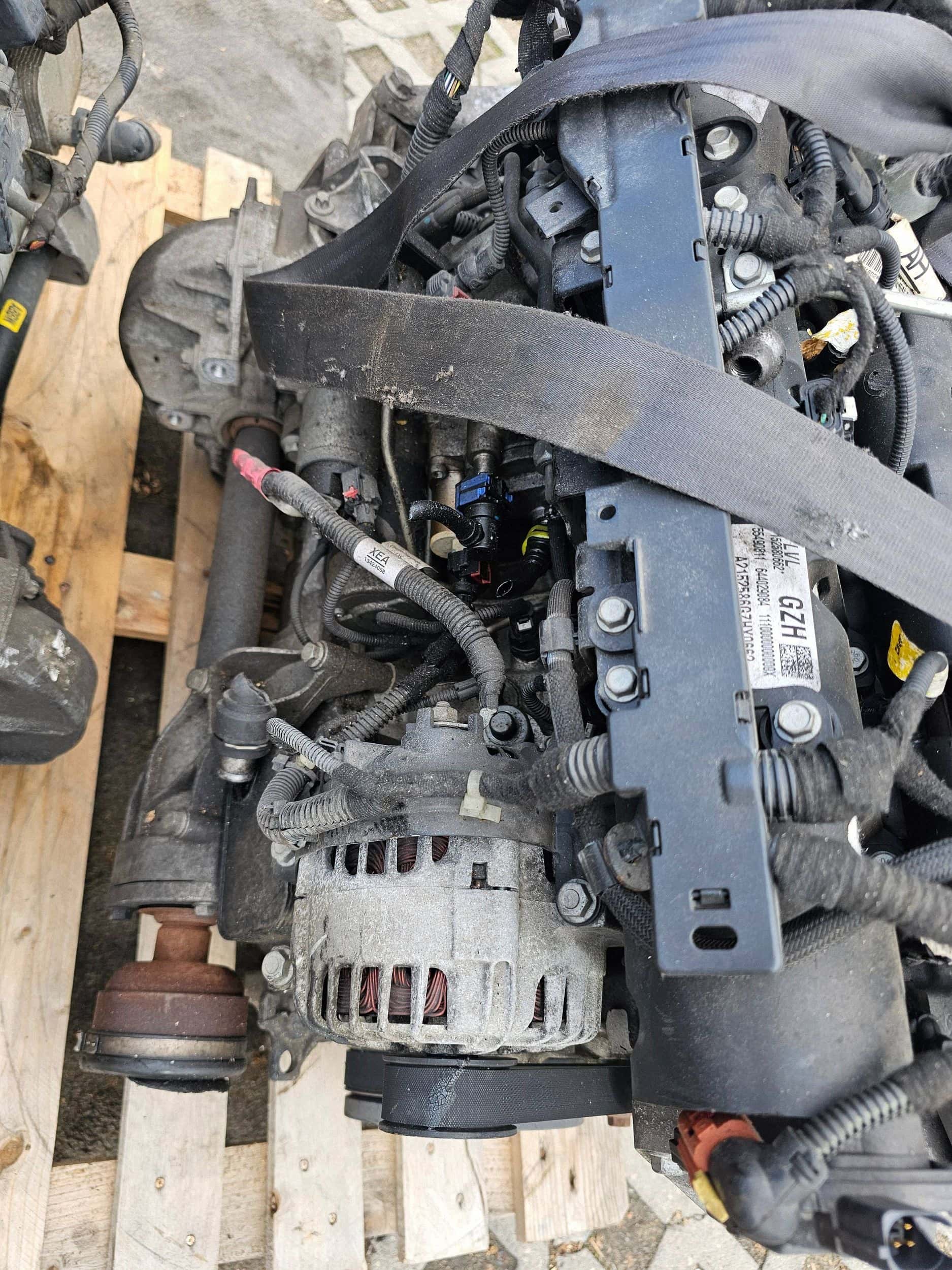 Moteur B 16 DTH vue 2