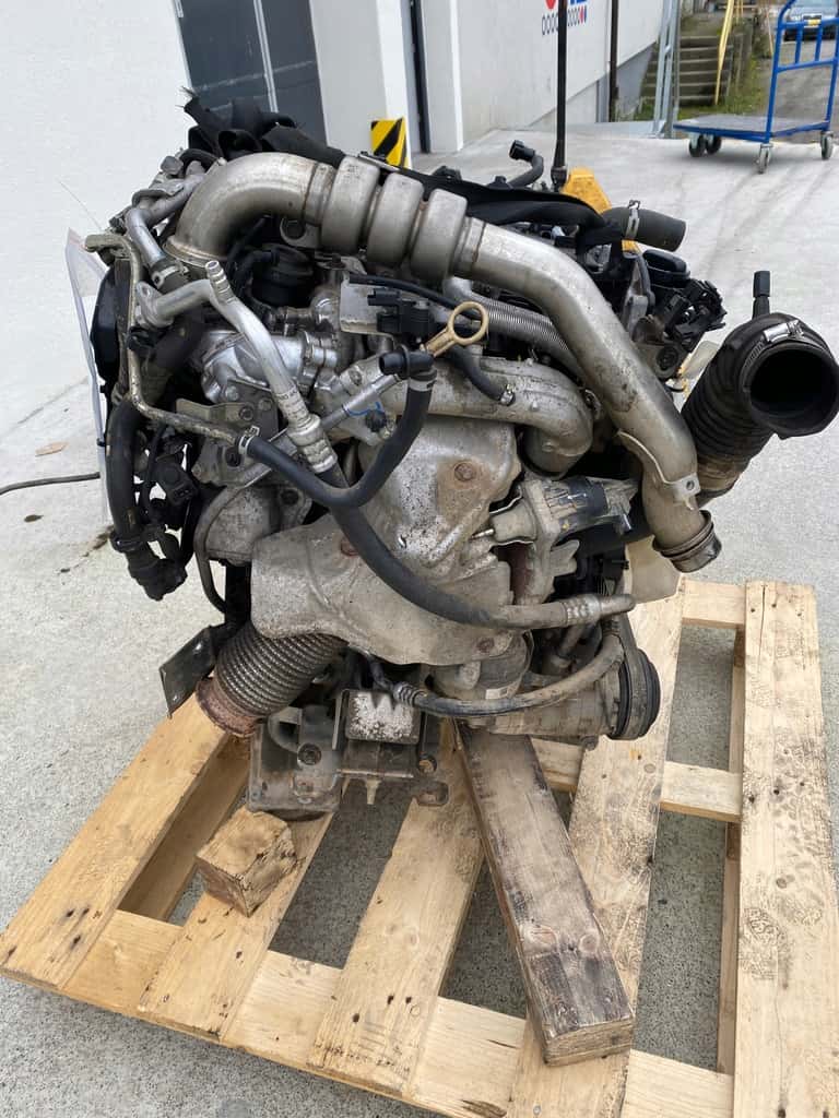 Moteur YS23DDT vue 2