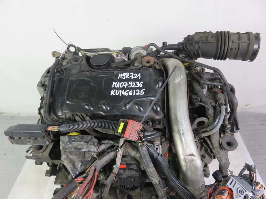 Moteur M9R 721 vue 2
