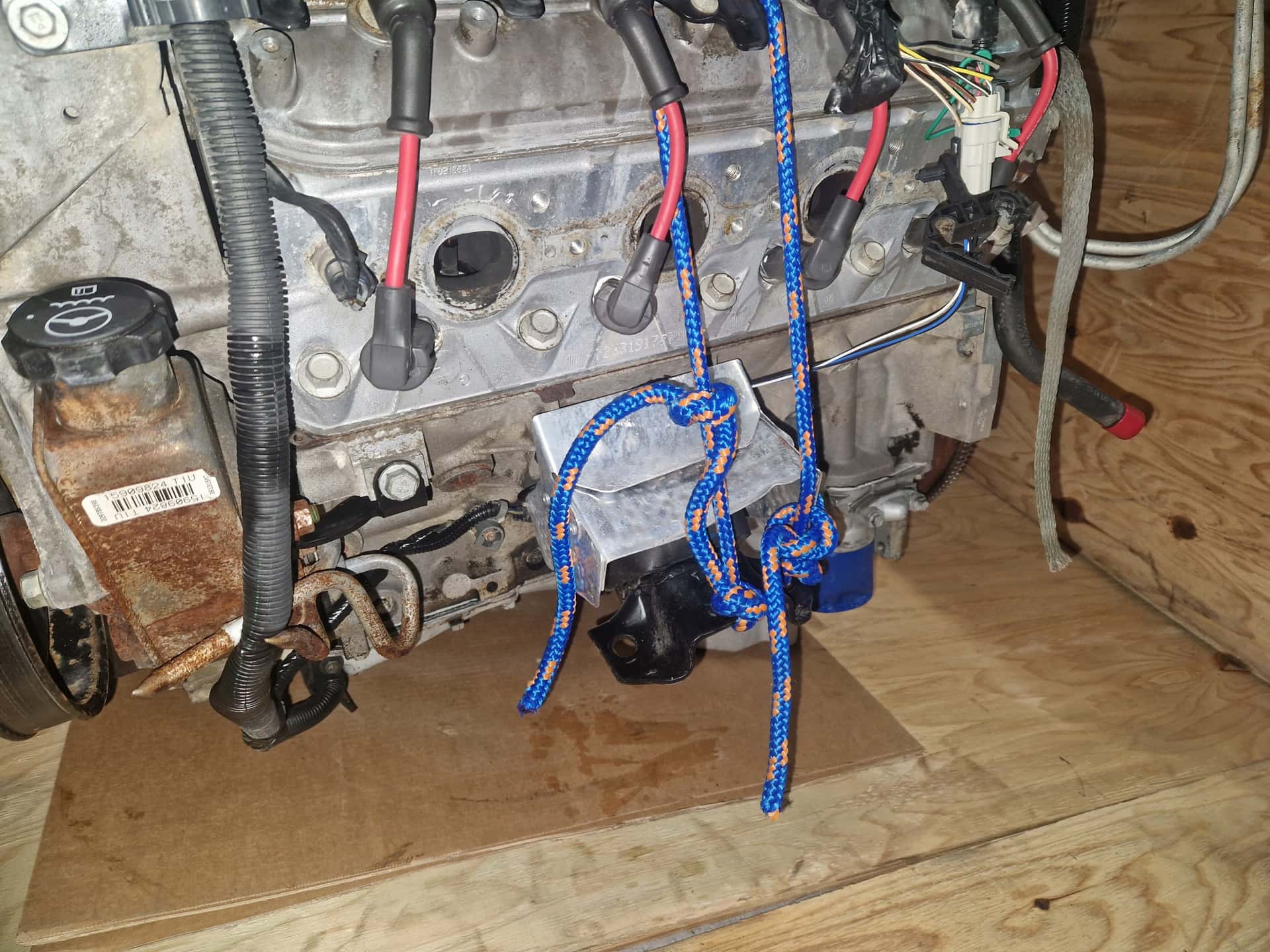 Moteur LC9(325CUV8) vue 2