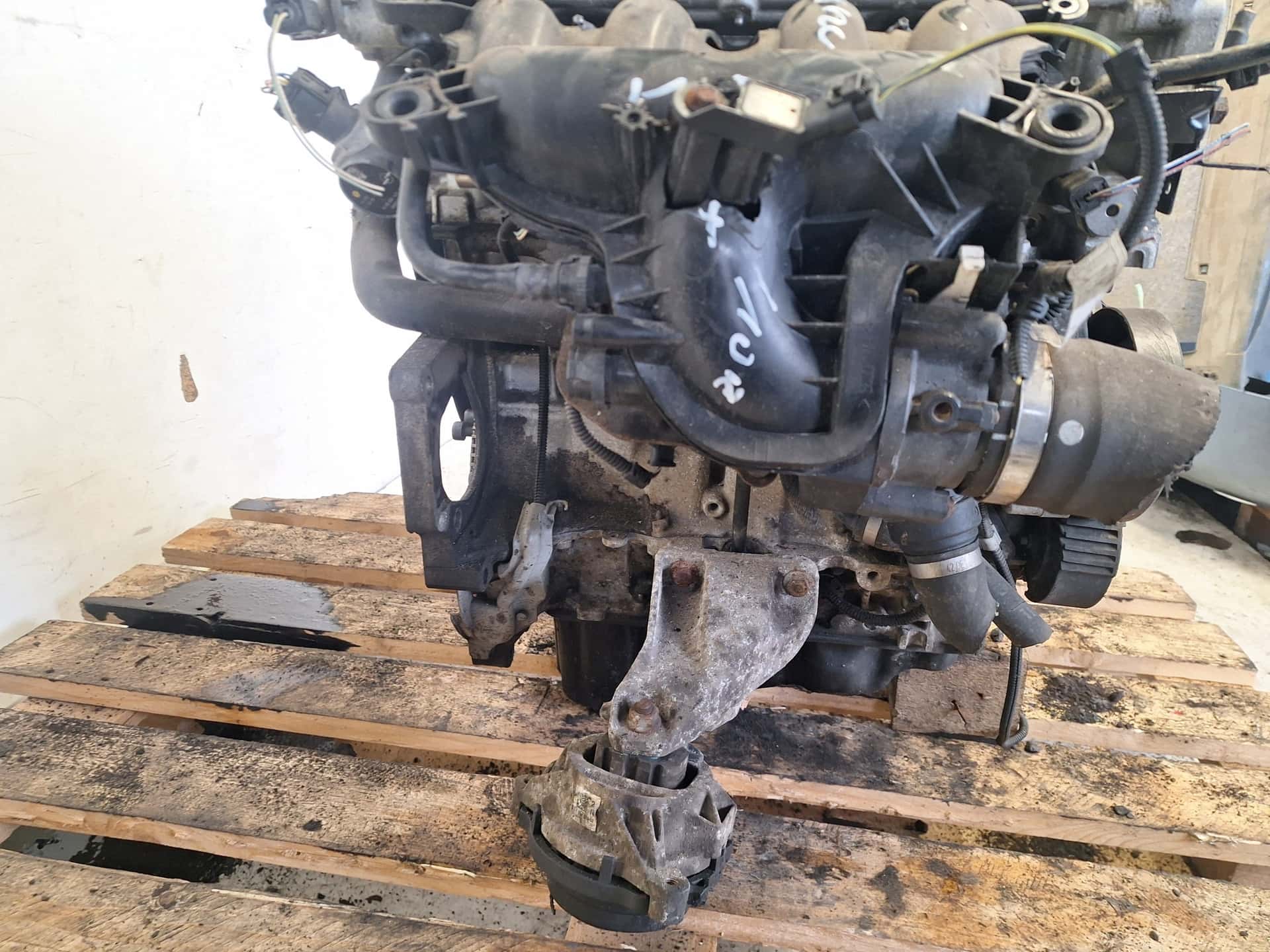 Moteur N13 B16 A vue 4