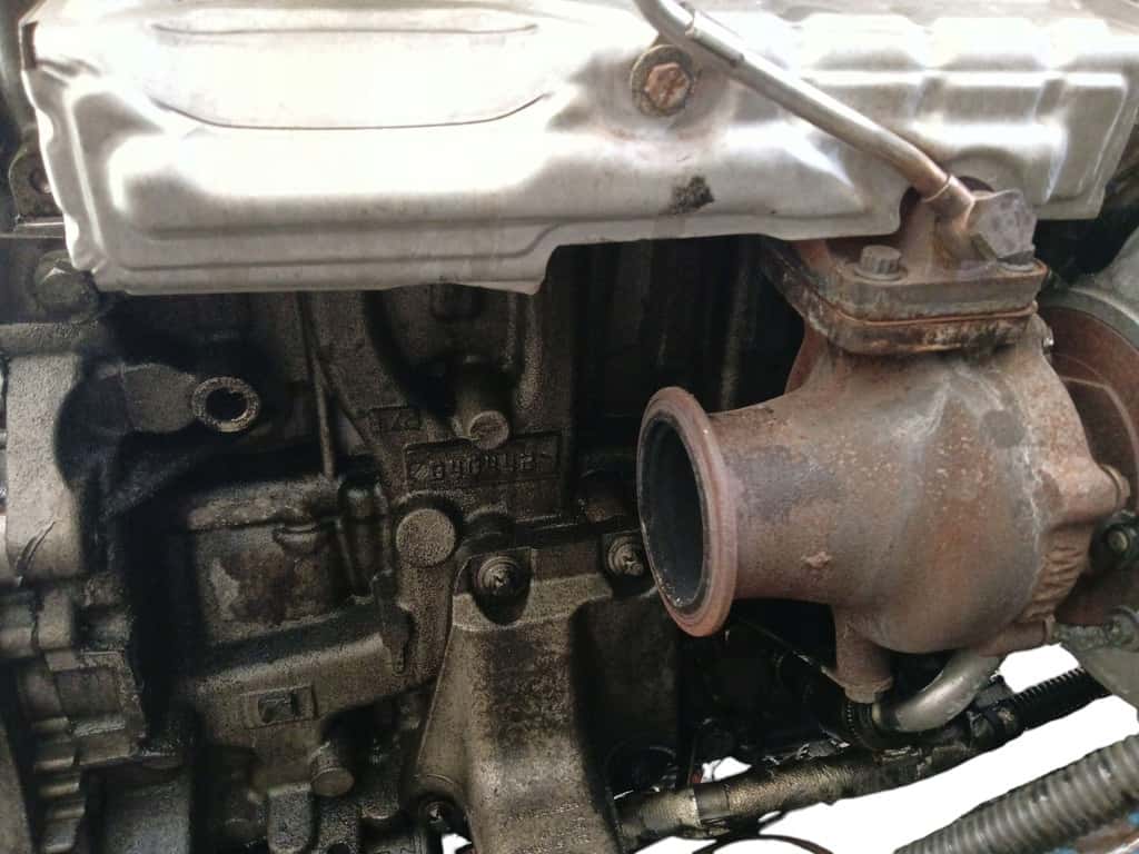 Moteur N47 D16 A vue 5