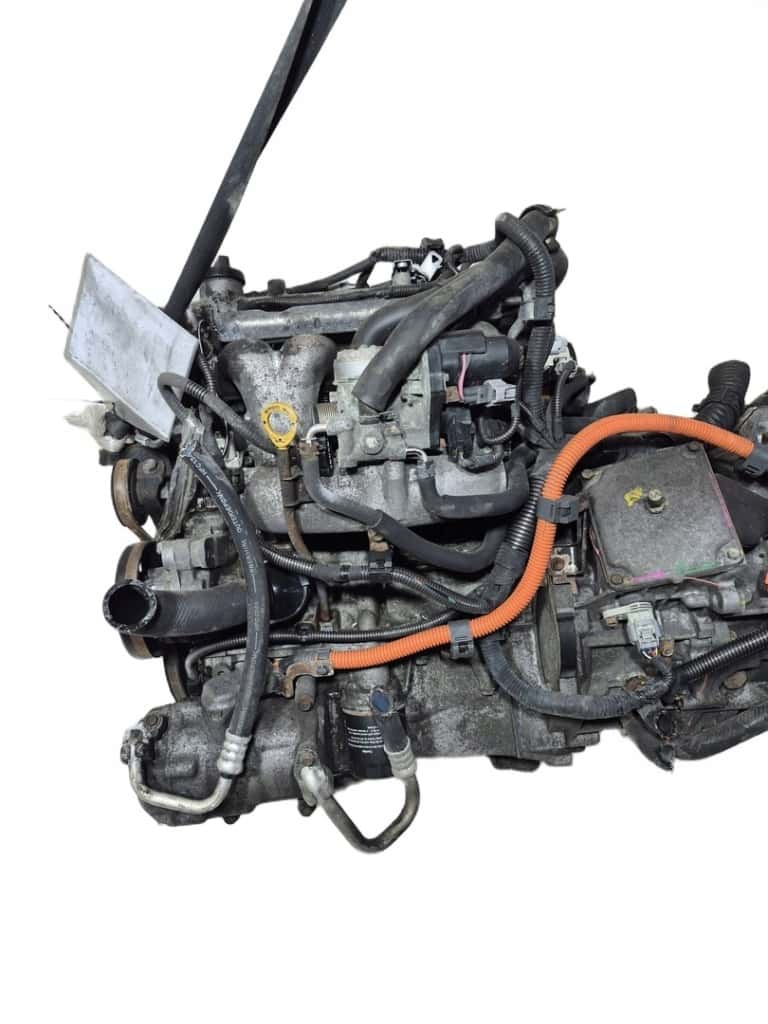 Moteur 1NZ-FXE vue 4