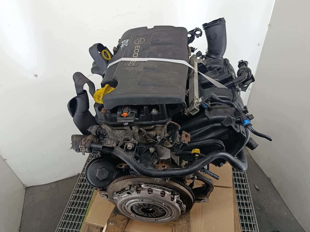 Moteur A 12 XER vue 2