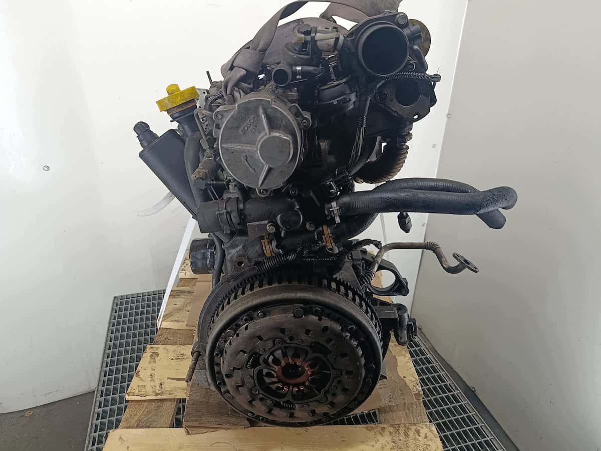 Moteur F9Q 820 vue 2