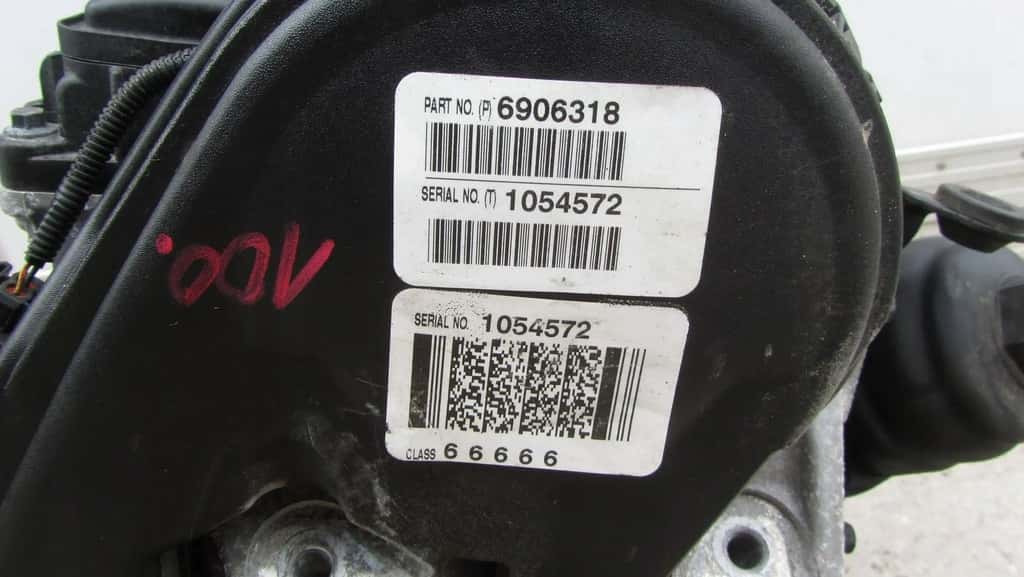 Moteur D 5244 T17 vue 3