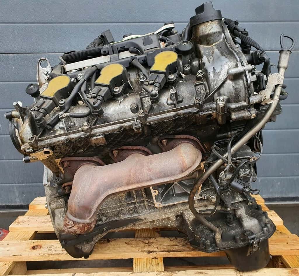 Moteur M 272.967 vue 2