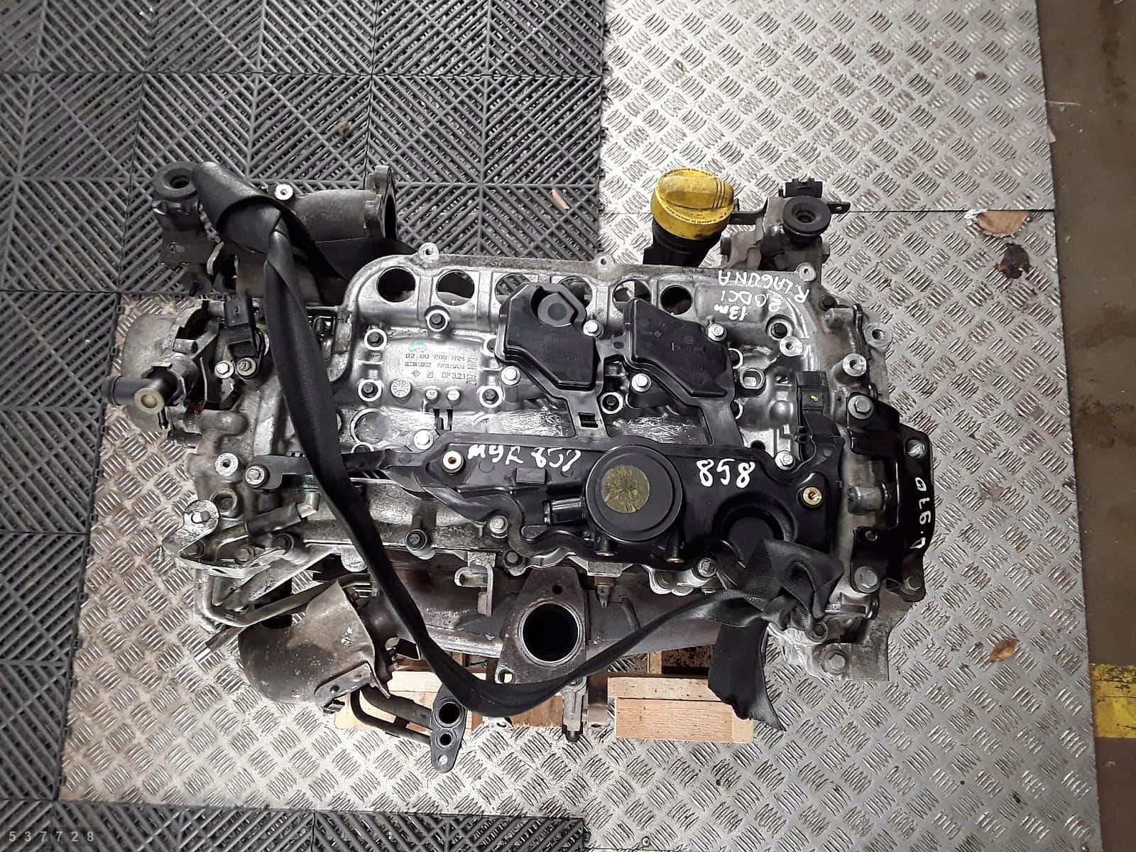 Moteur M9R 858 vue 5