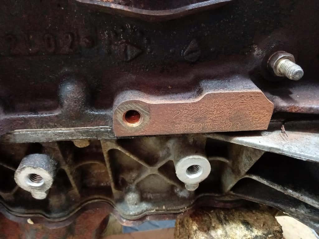 Moteur YF vue 7
