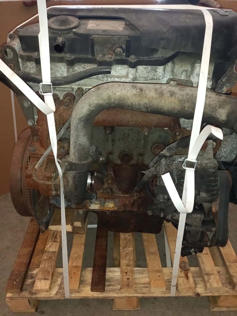 Moteur F1AE0481B vue 4