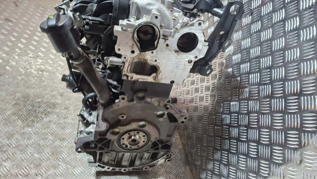 Moteur 4HT (DW12BTED4) vue 3
