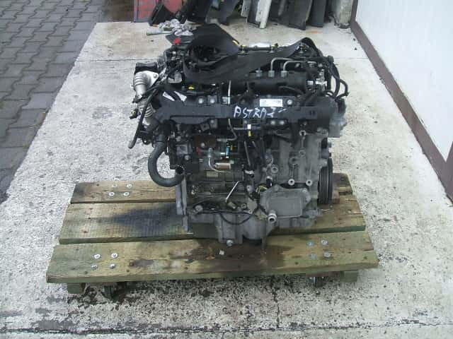 Moteur B 16 DTL vue 2