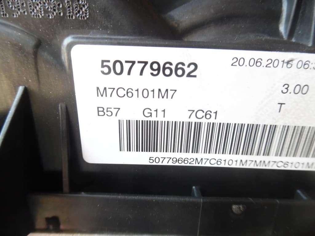Moteur B57 D30 B — vue 8