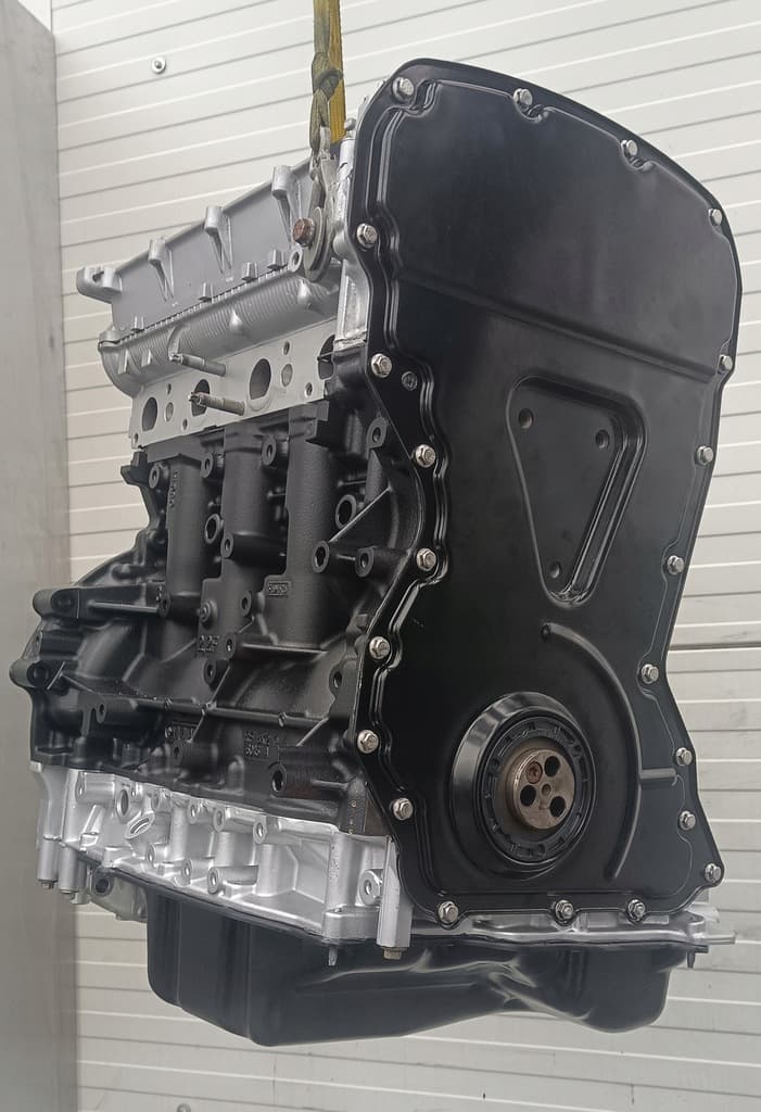 Moteur 4HV — vue 4