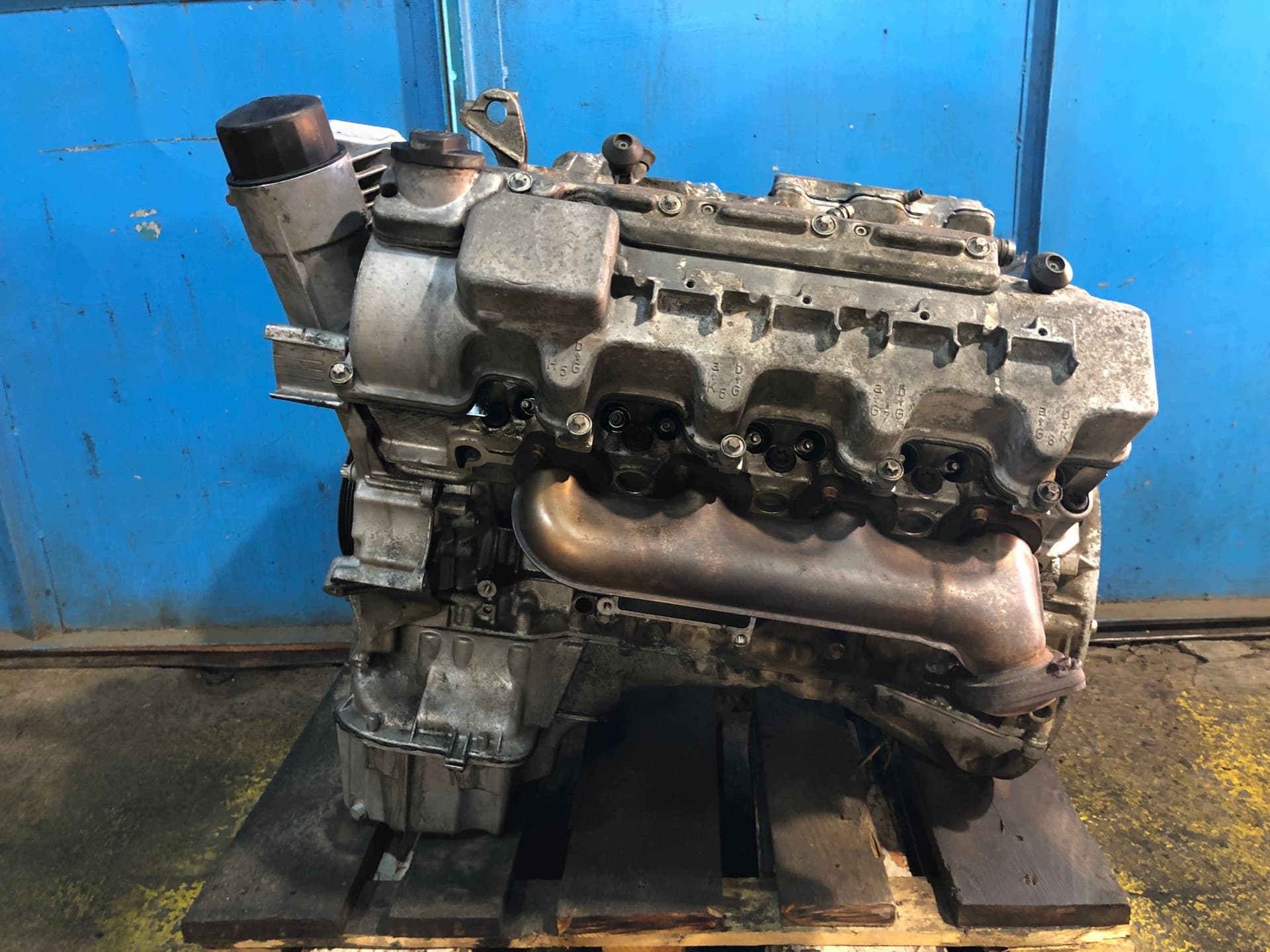 Moteur M 113.948 — vue 2
