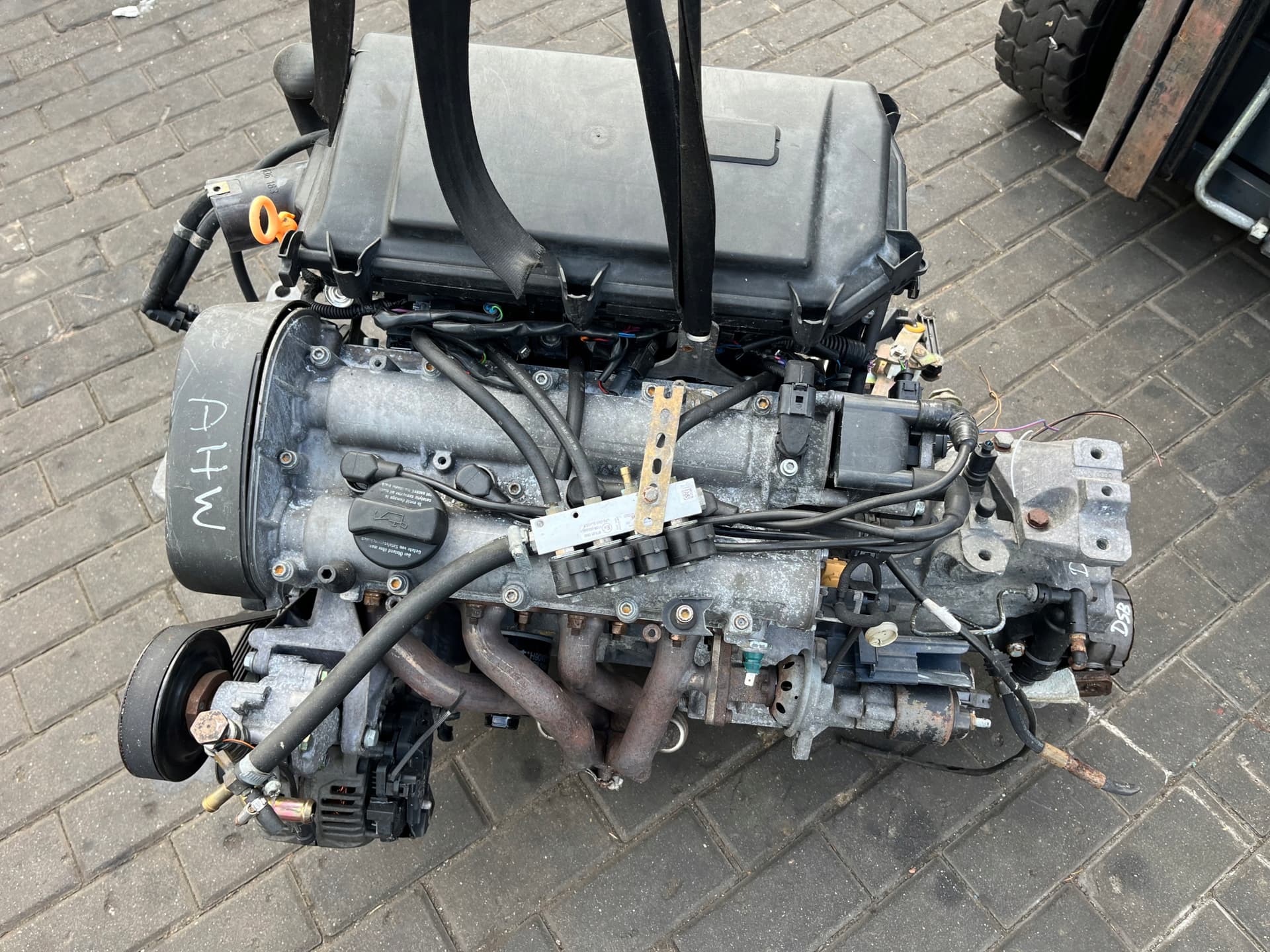 Moteur AHW — vue 2