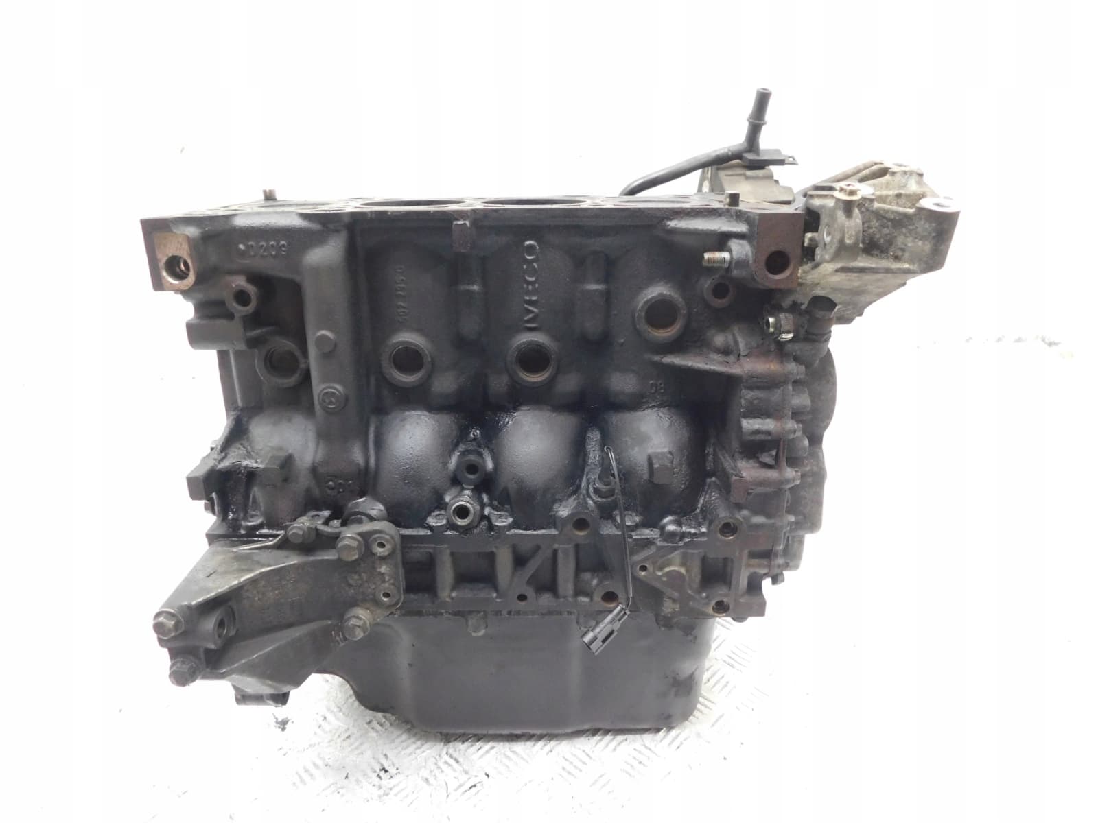 Moteur F1AE0481D — vue 2