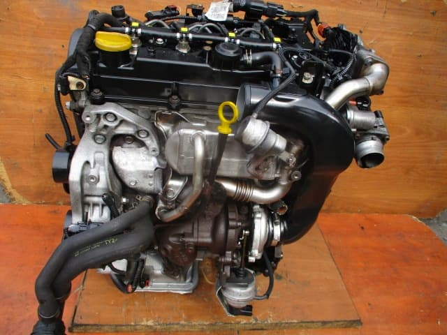 Moteur A 17 DTS — vue 2