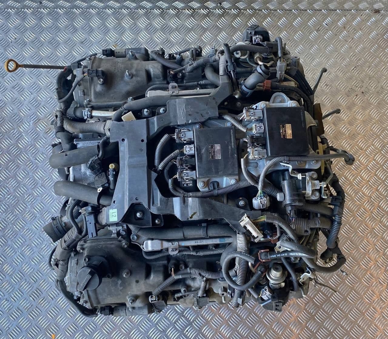 Moteur 1UR-FE — vue 4