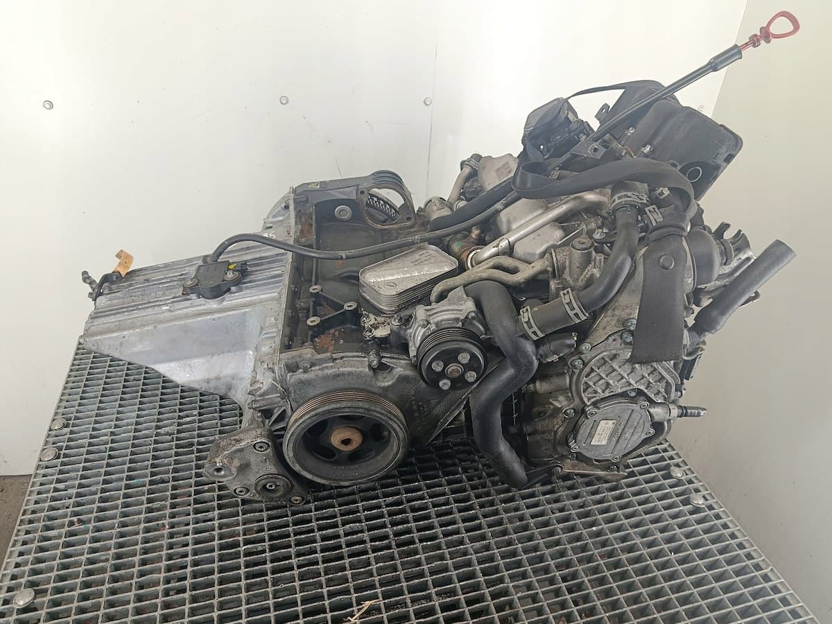 Moteur OM 640.940 pour Mercedes-Benz