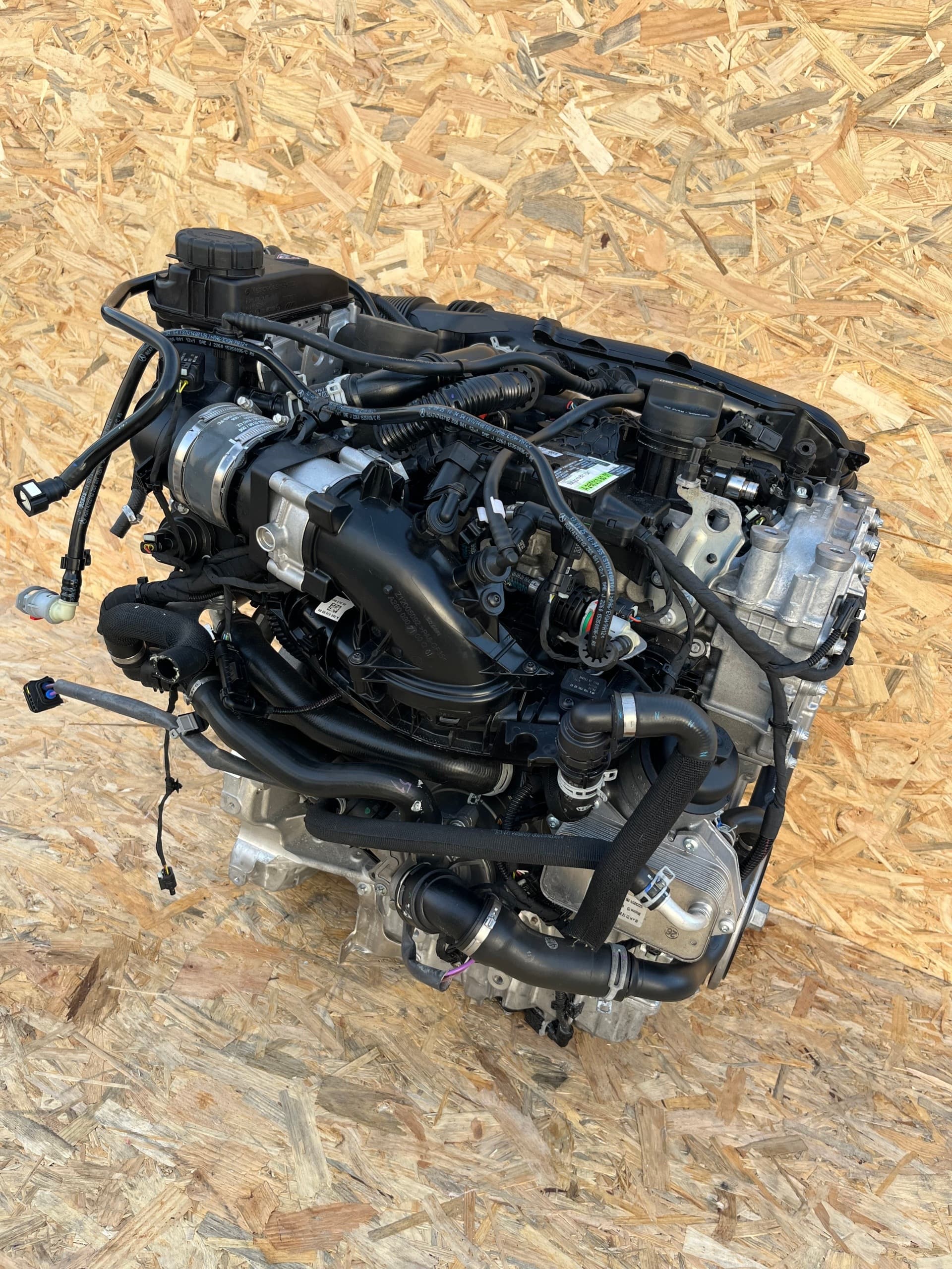 Moteur M 139.980 — vue 4