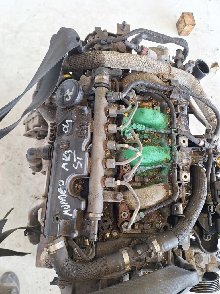 Moteur Q4BA — vue 4