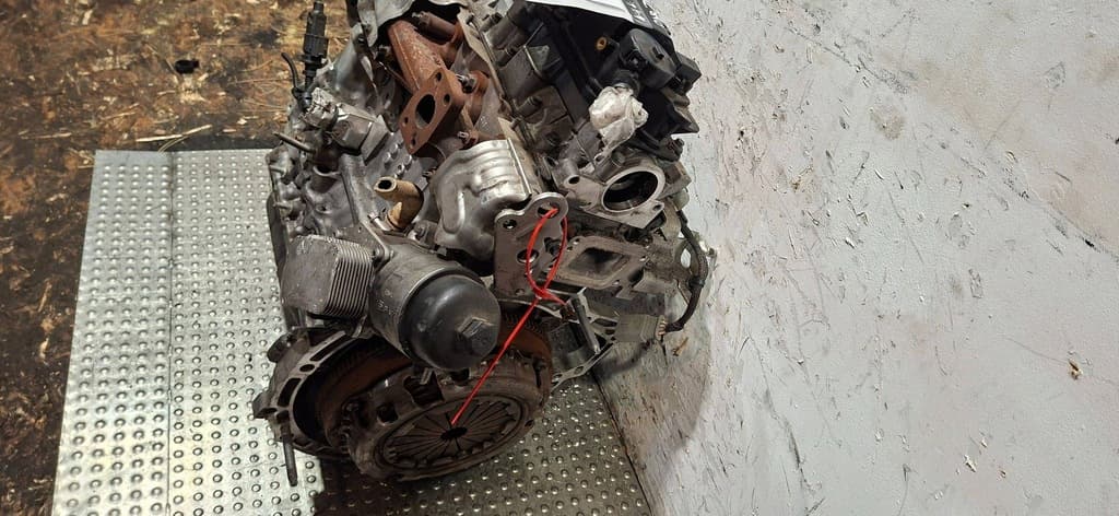 Moteur 8HR (DV4C) — vue 3