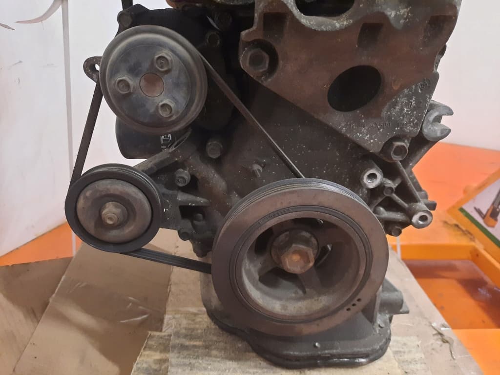 Moteur CR14DE — vue 5