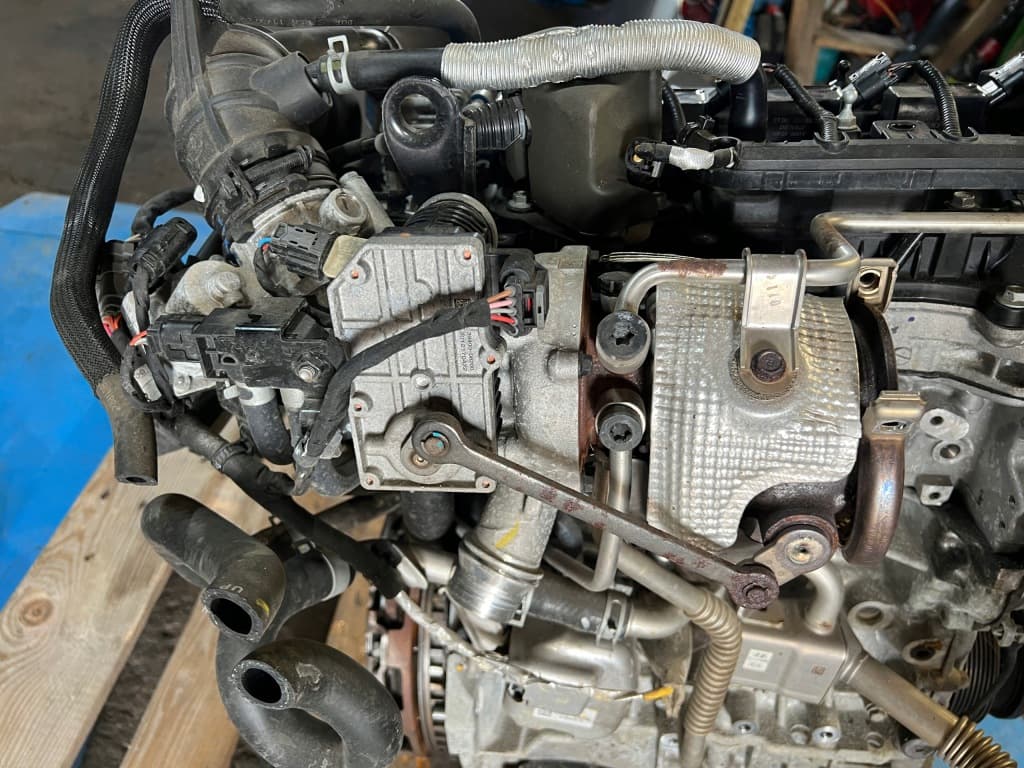 Moteur G4LK — vue 4