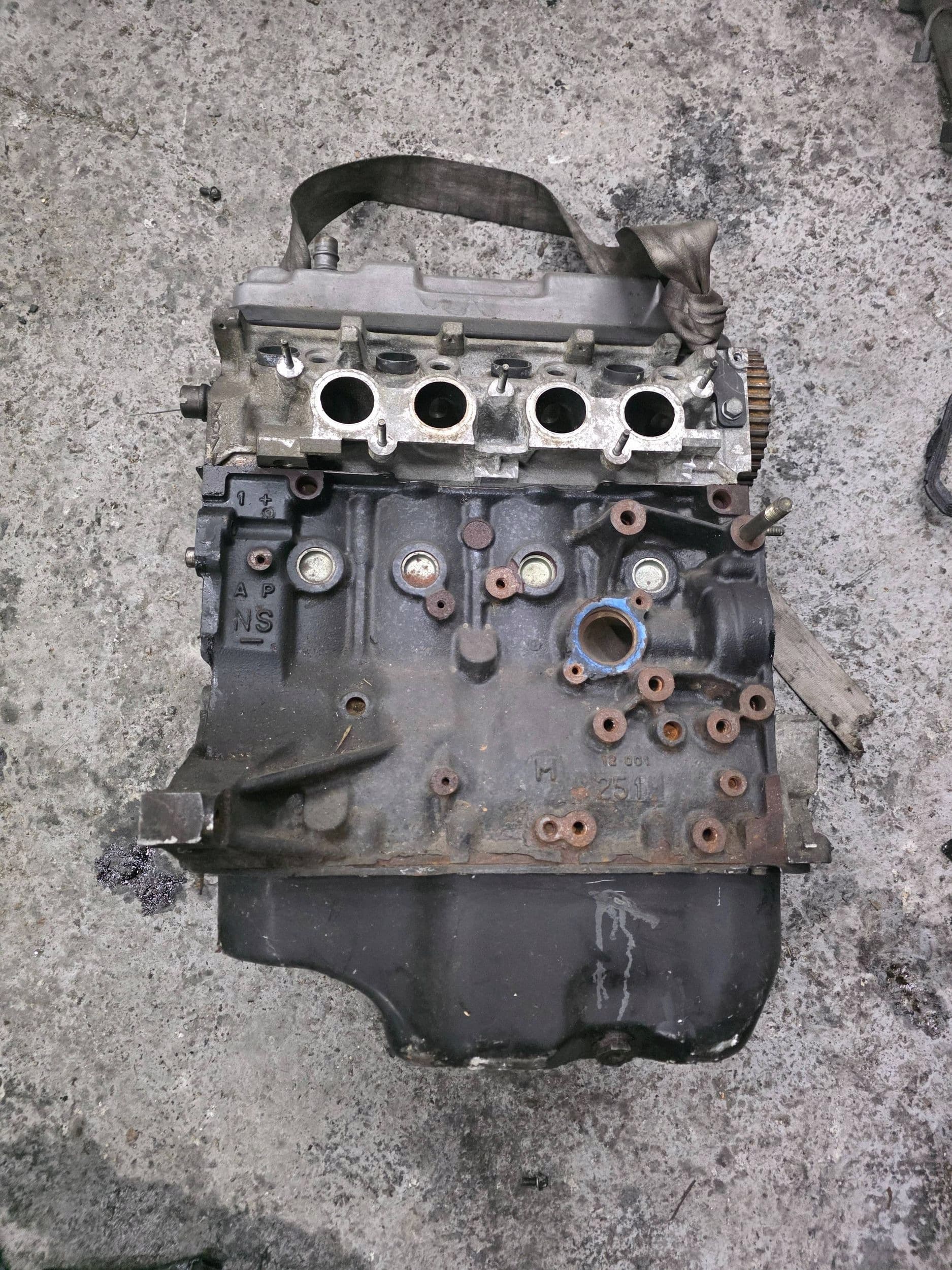 Moteur NFU (TU5JP4) — vue 4