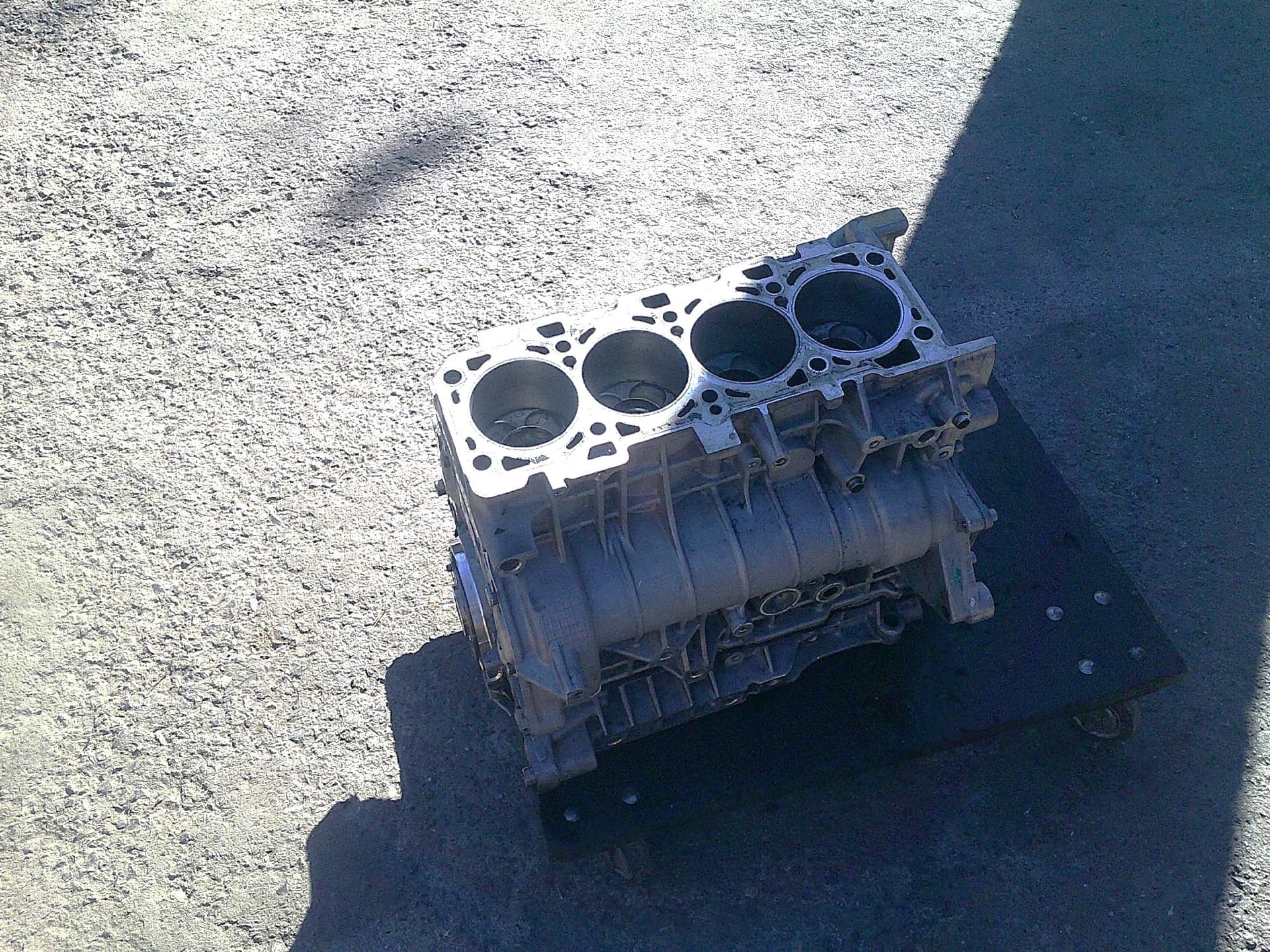 Moteur 552 68 818 — vue 4